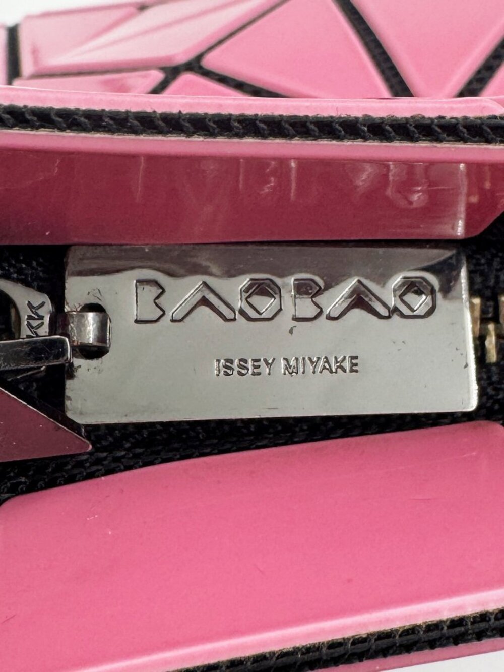 BAO BAO ISSEY MIYAKE Pink Geometric Chain Shoulder Clutch Bag - Picture 11 of 14